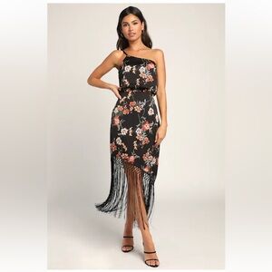 Lulus Let’s Be Fringe Black Floral Print Satin One Shoulder Midi Dress